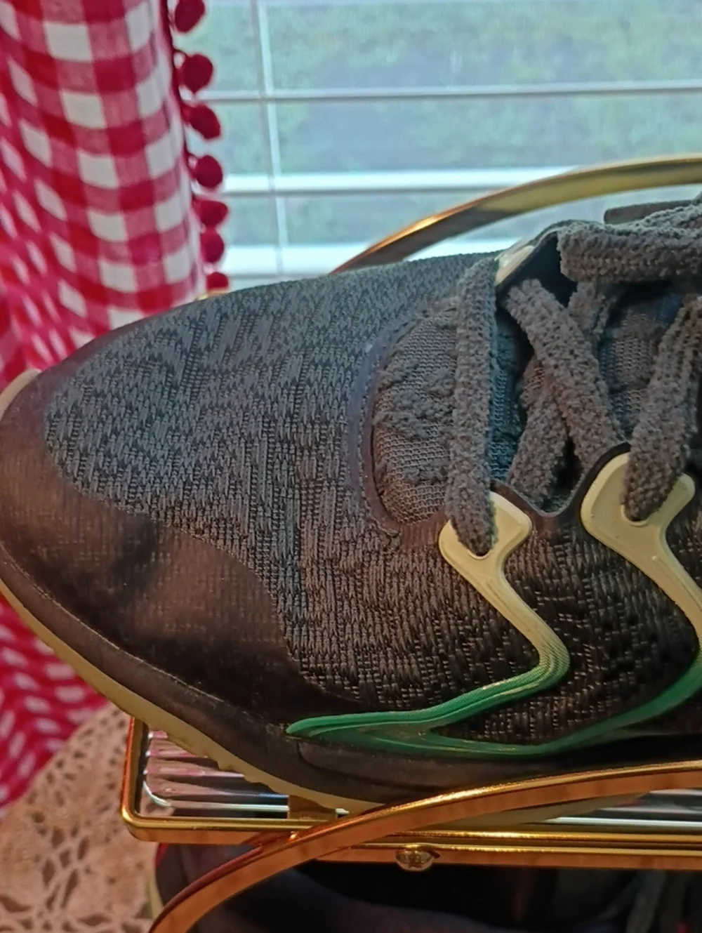 Nike Men’s Black Athletic Shoes with Green and Red Accents
